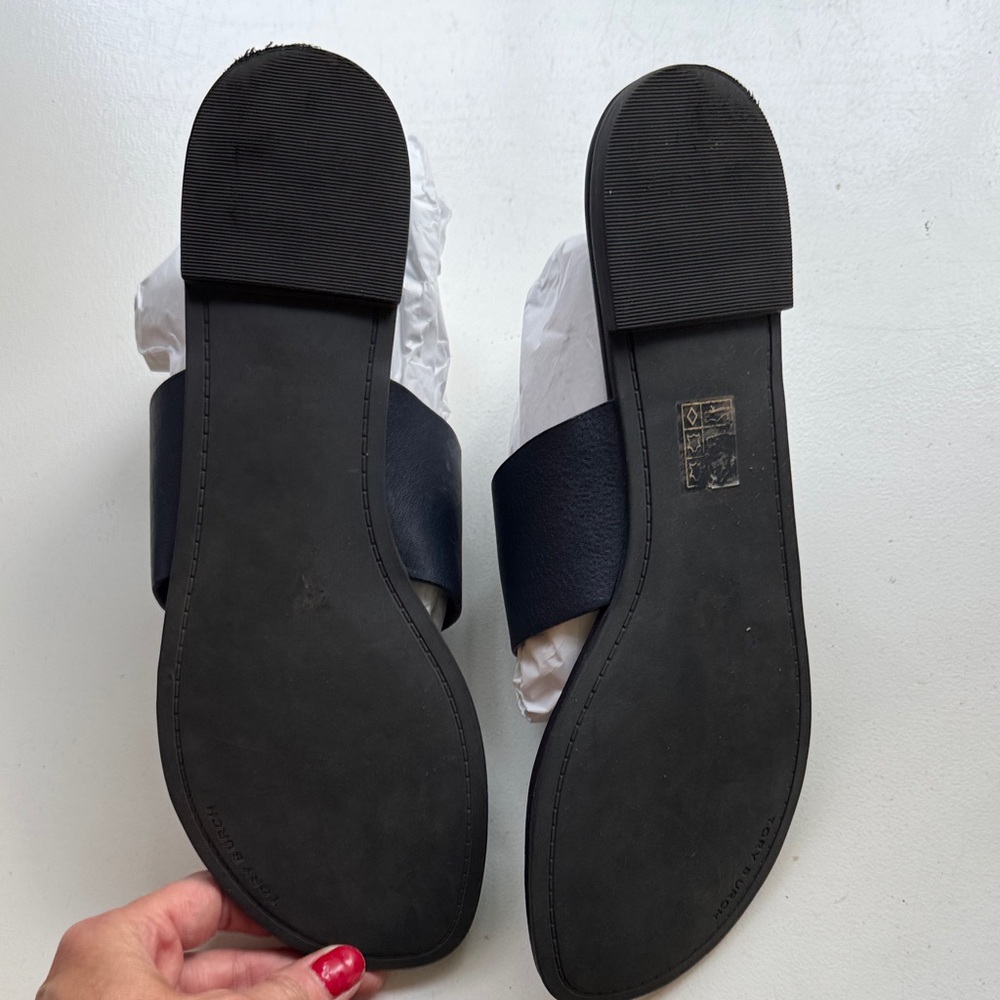 Tory Burch Navy Sandals with Green Logo Accent - Picture 2 of 4